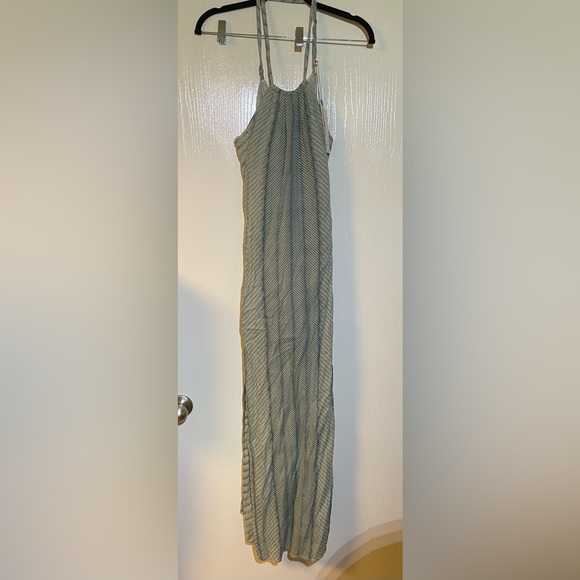 Strapped Sun Dress with tie option. - Picture 2 of 6